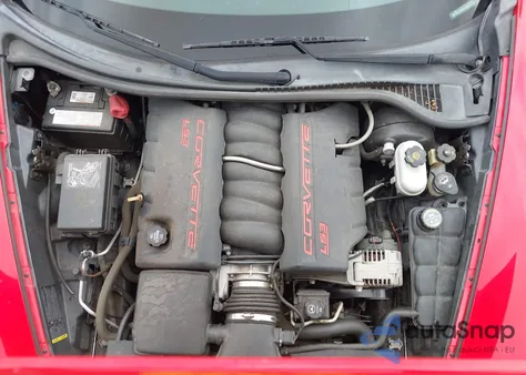 2010 Chevrolet Corvette z USA, uszkodzony, nr VIN 1G1YA2DW4A5107642